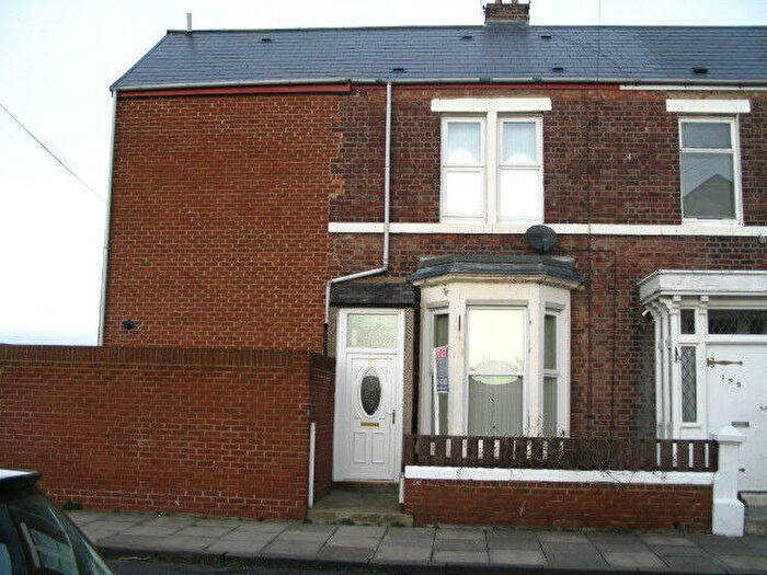 2 Bedroom Terraced House For Sale In Morton Street South Shields, NE33