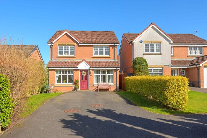 4 Bedroom Detached House For Sale In Wallace Brae Gardens, Reddingmuirhead, FK2