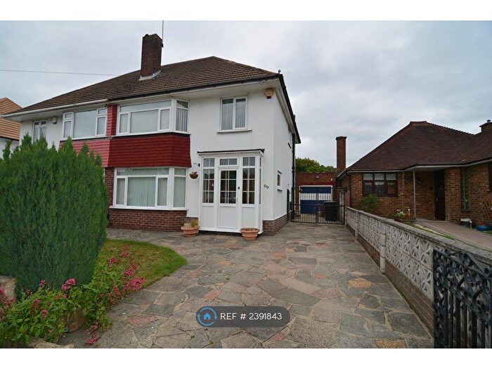 3 Bedroom Semi-Detached House To Rent In Kynaston Road, Orpington, BR5