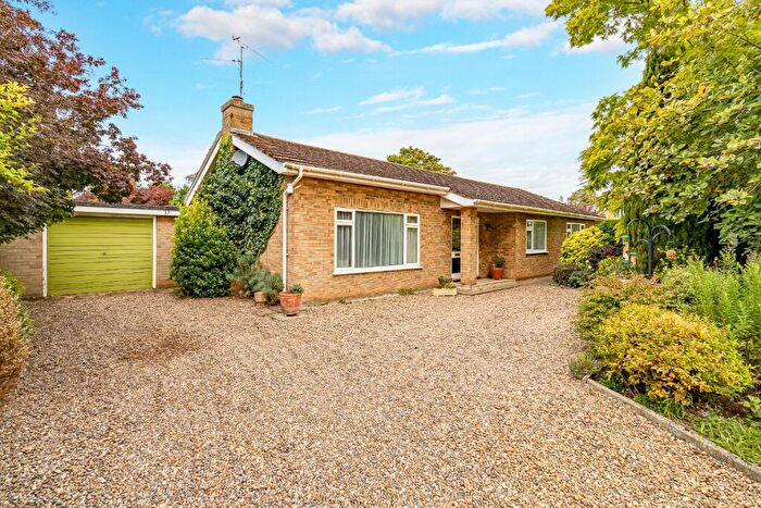 3 Bedroom Detached Bungalow For Sale In Cedar Grove, North Runcton, King's Lynn, Norfolk, PE33