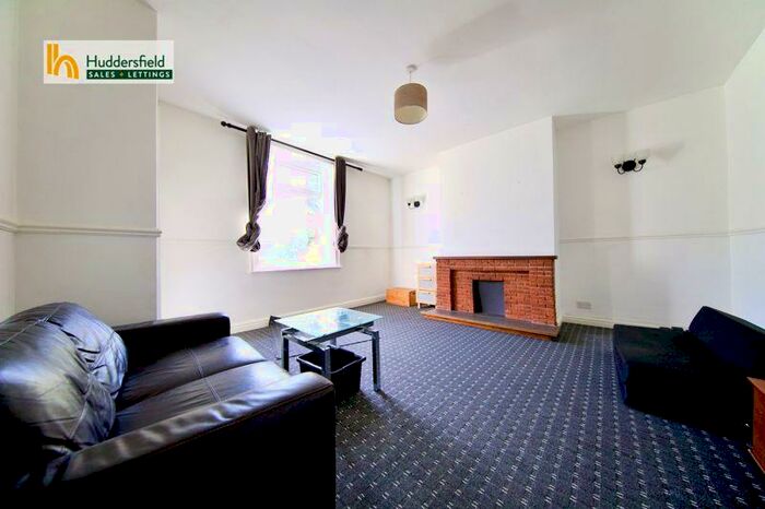 5 Bedroom Terraced House To Rent In Norman Road, Huddersfield, HD2