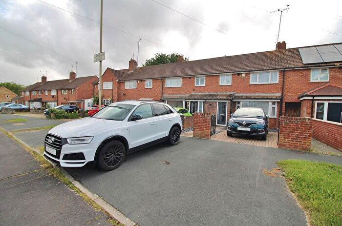 3 Bedroom Terraced House For Sale In Ramsdale Avenue, Leigh Park, PO9