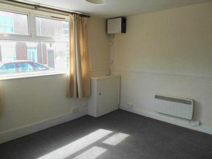 1 Bedroom Flat To Rent In Esdelle Street, Norwich, NR3