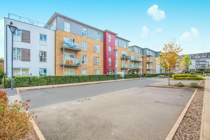 2 Bedroom Flat To Rent In Wintergreen Boulevard, West Drayton, UB7