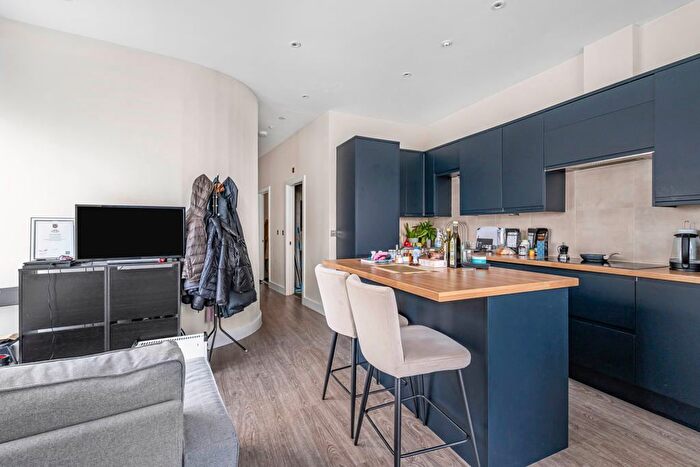 1 Bedroom Flat For Sale In Bishops Road, London, SW6