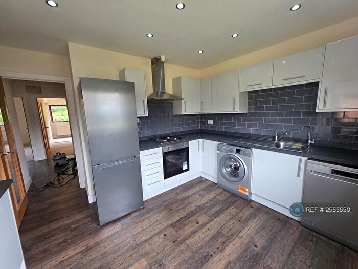3 Bedroom Bungalow To Rent In Marlstones, Northampton, NN4