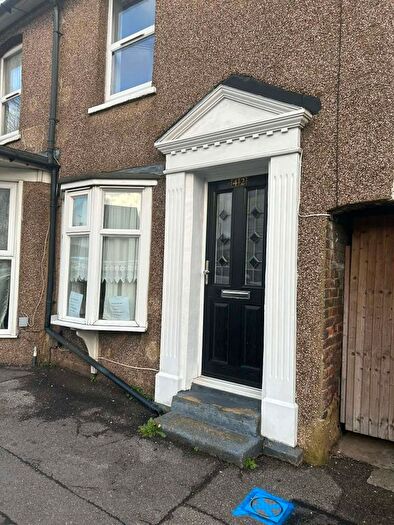 2 Bedroom Terraced House To Rent In St Pauls Street, Sittingbourne, ME10