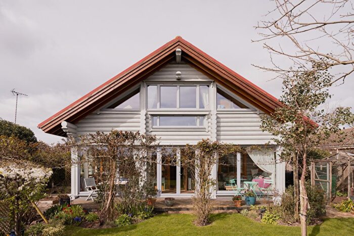 4 Bedroom Detached House For Sale In The Log House Ii, Southwold, Suffolk, IP18