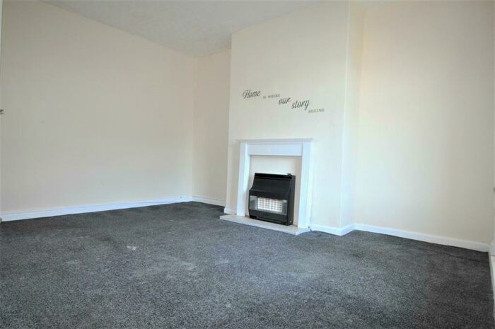 3 Bedroom Terraced House To Rent In Stamford Street, Bradford, West Yorkshire, BD4