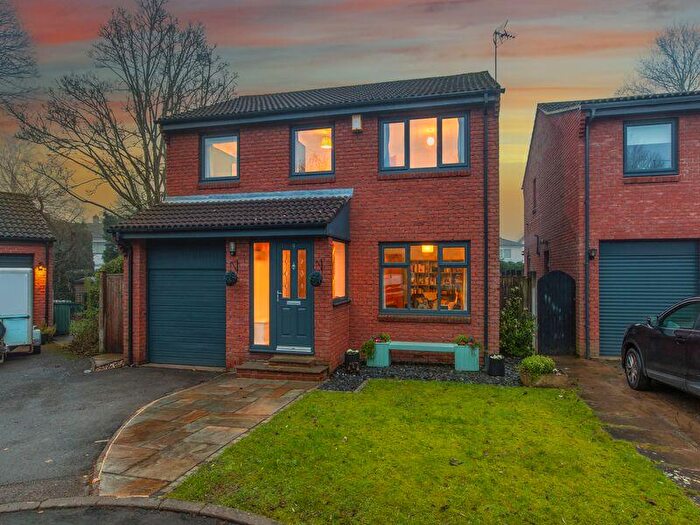 4 Bedroom Detached House For Sale In Summerhill Gardens, Roundhay, LS8