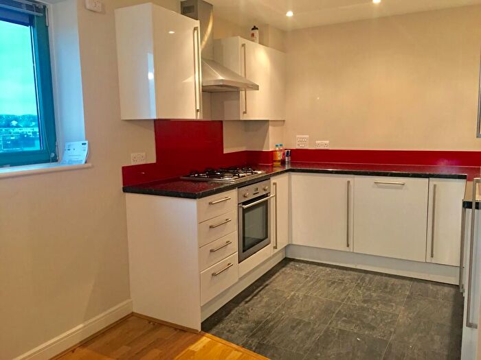1 Bedroom Apartment To Rent In Ocean Crescent, City Centre, PL1