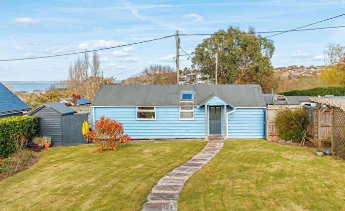 1 Bedroom Chalet For Sale In Gurnard, Isle Of Wight, PO31