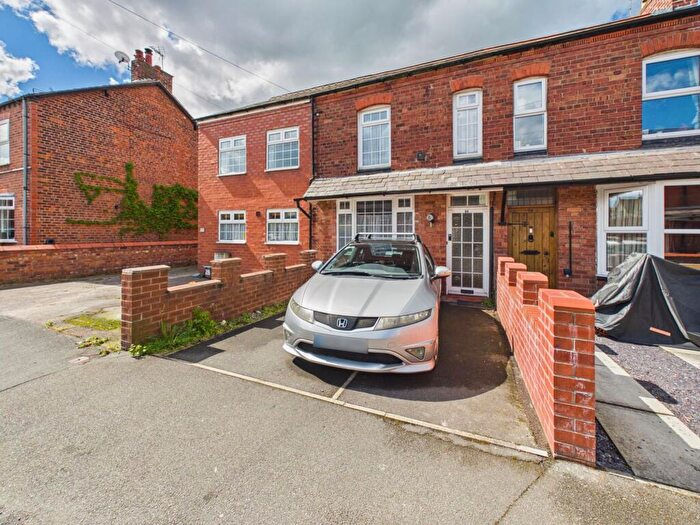 3 Bedroom Terraced House For Sale In Pearl Lane, Vicars Cross, CH3