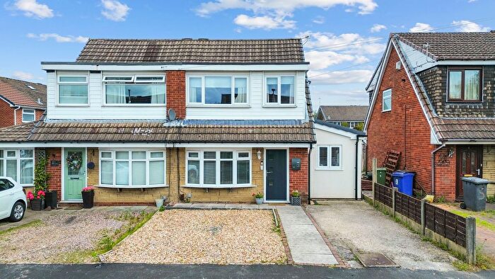 4 Bedroom Semi-Detached House For Sale In Chester Drive, Ashton-In-Makerfield, WN4