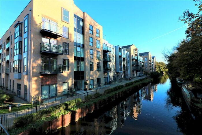 2 Bedroom Flat To Rent In The Embankment, Nash Mills Wharf, Hemel Hempstead, HP3
