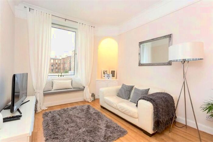 1 Bedroom Flat To Rent In Smithfield Street, Gorgie, Edinburgh, EH11