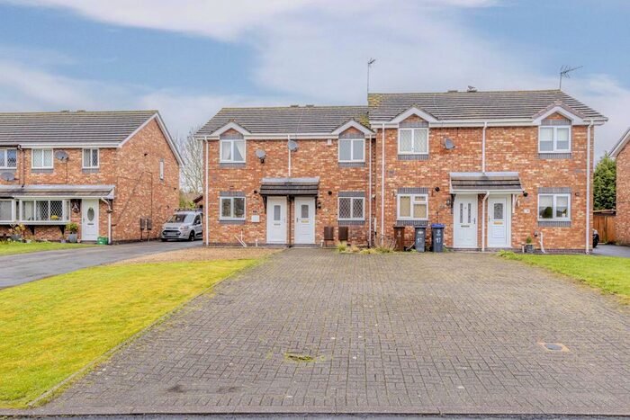 2 Bedroom Town House To Rent In Bramshaws Acre, Cheadle, ST10