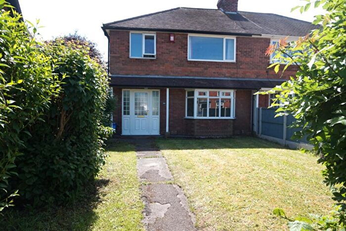 3 Bedroom Semi-Detached House To Rent In Eccleshall Road, Stafford, ST16