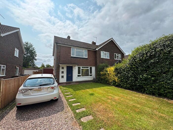 2 Bedroom Semi-Detached House For Sale In Fairlands Avenue, Fairlands, Guildford, GU3