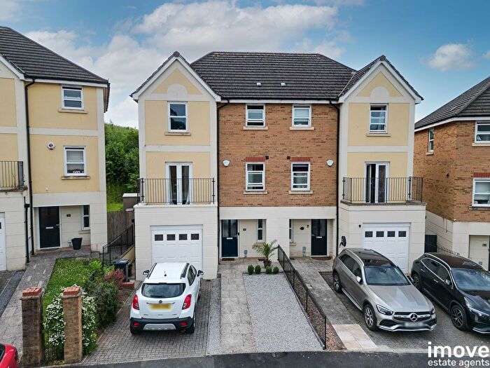 4 Bedroom Semi-Detached House For Sale In Darwin Crescent, Torquay, TQ2
