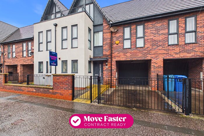 3 Bedroom Terraced House For Sale In Woodcock Street, Hull, HU3