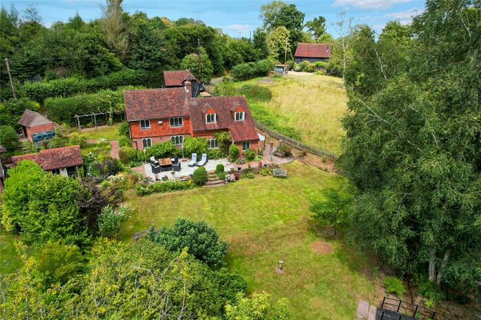 4 Bedroom Detached House For Sale In Oakenden Lane, Chiddingstone Hoath, Edenbridge, Kent, TN8