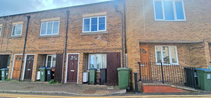1 Bedroom Property To Rent In Loates Lane, Watford, WD17