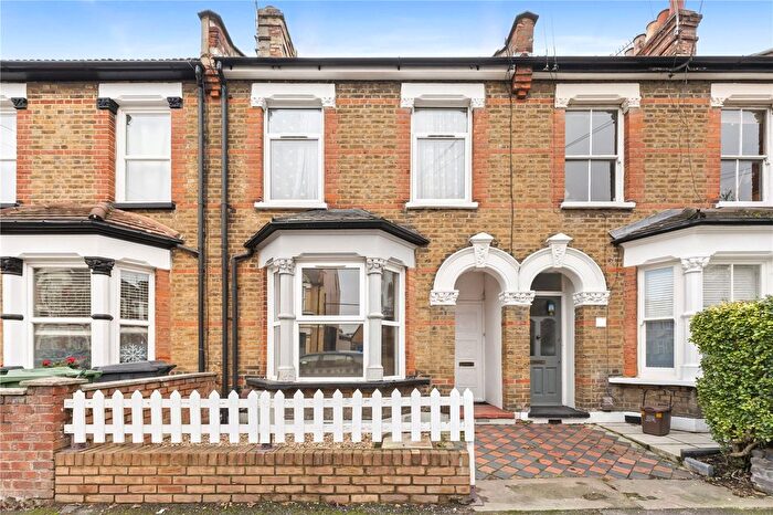 2 Bedroom Flat To Rent In Borwick Avenue, London, E17