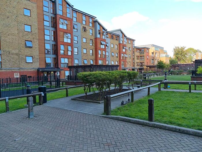 2 Bedroom Apartment To Rent In A Campbell Road, Croydon, CR0