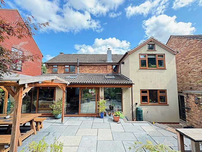 5 Bedroom Detached House For Sale In Leek Wootton, Warwick, CV35