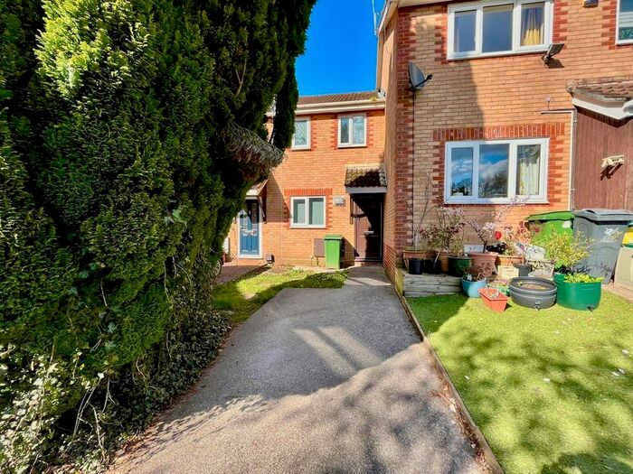 2 Bedroom Property To Rent In Clos Y Wiwer, Thornhill, Cardiff, CF14