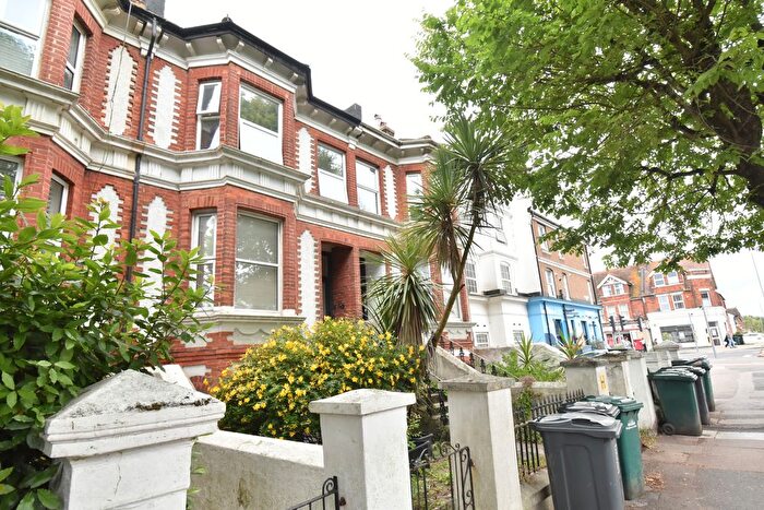 2 Bedroom Flat To Rent In New Church Road, Hove, East Sussex, BN3
