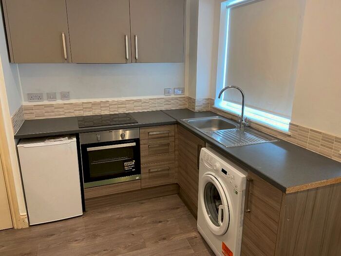 Studio To Rent In Gorst Road, London, NW10