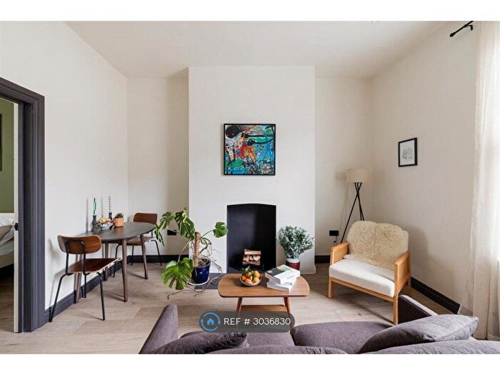2 Bedroom Flat To Rent In Palmerston Road, London, E7