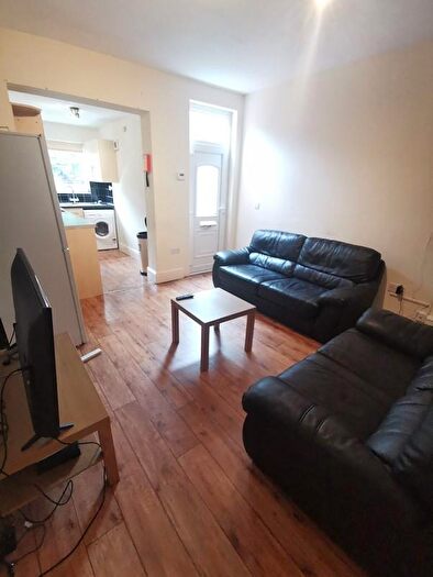 5 Bedroom Terraced House To Rent In Pomona Street, S11
