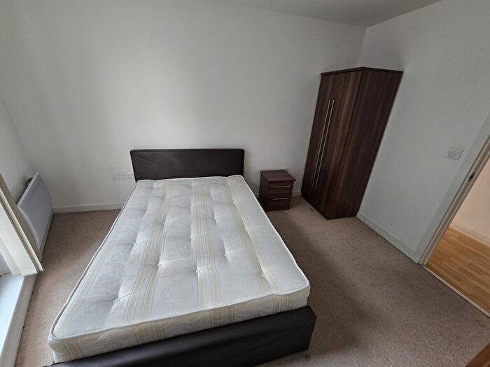 2 Bedroom Flat For Sale In Echo Central, Cross Green Lane, Leeds, West Yorkshire, LS9