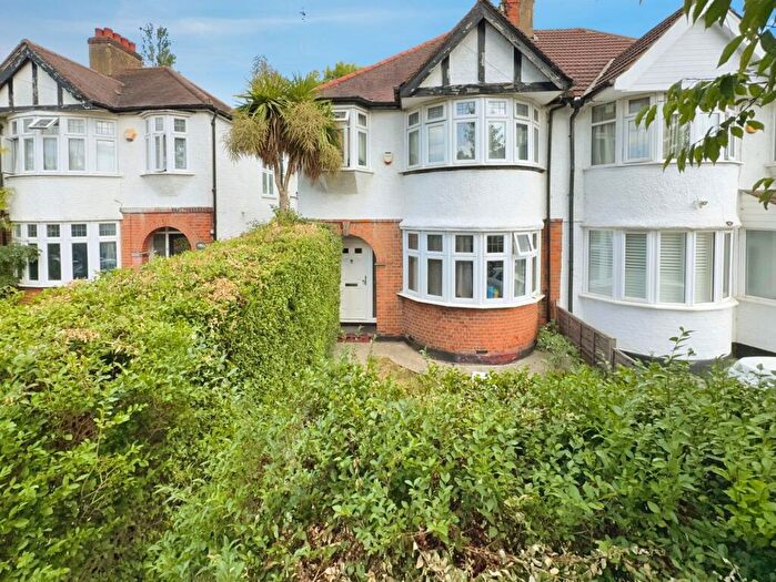 3 Bedroom Semi-Detached House For Sale In Colin Crescent, London, NW9