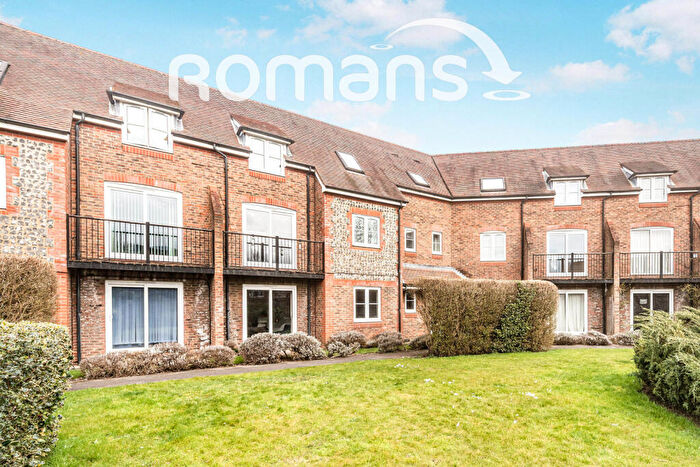 2 Bedroom Flat To Rent In John Norgate House, Two Rivers Way, Newbury, RG14