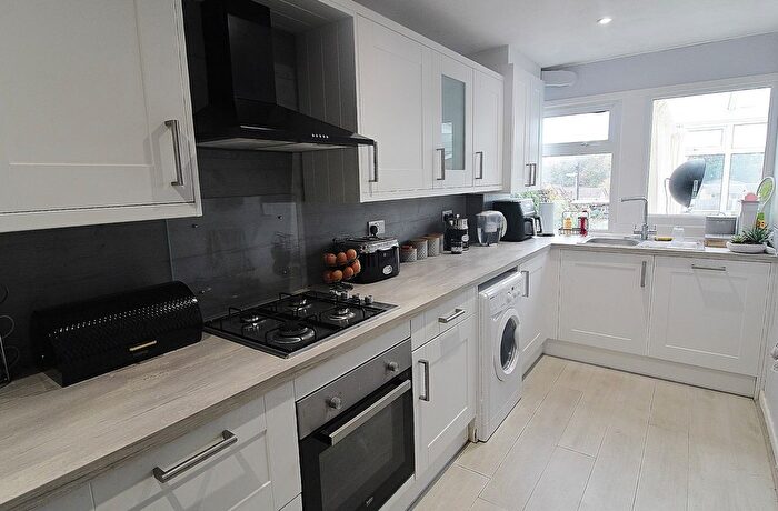 3 Bedroom Terraced House For Sale In Kennedy Close, Purbrook, Waterlooville, PO7