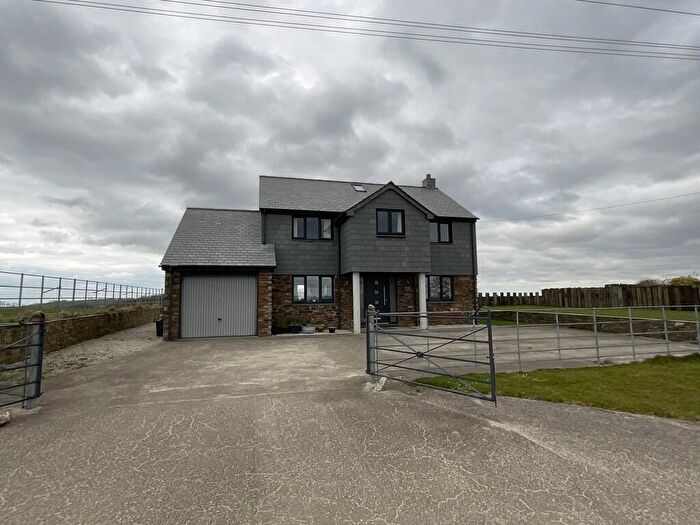 4 Bedroom Detached House To Rent In West Balsdon Farm, Whitstone, EX22