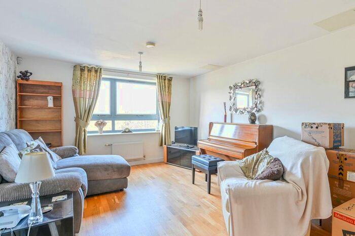1 Bedroom Flat To Rent In Alana Heights, Chingford, London, E4