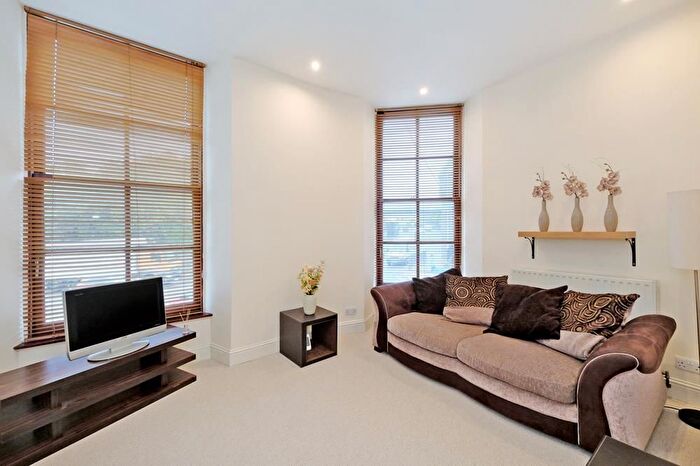 1 Bedroom Flat To Rent In Castle Terrace, First Floor, AB11