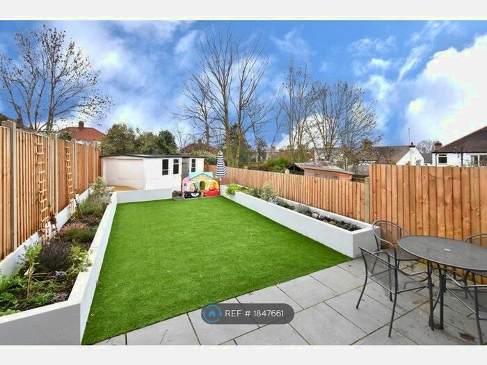 3 Bedroom Terraced House To Rent In Bankhurst Road, London, SE6