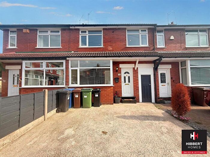 3 Bedroom House To Rent In Grendale Avenue, Stockport, SK1