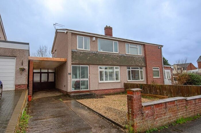 3 Bedroom Semi Detached House For Sale In Sutherland Avenue, Downend, Bristol, BS16