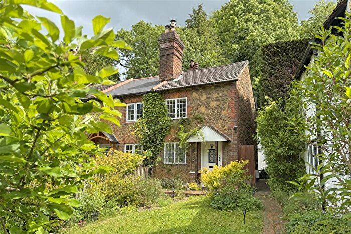 2 Bedroom End Of Terrace House For Sale In Godalming, GU7