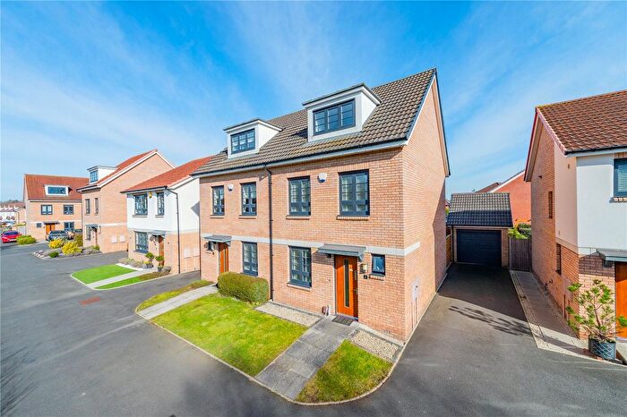 3 Bedroom Semi Detached House For Sale In Barley Bank Meadow, Leegomery, Telford, Shropshire, TF1