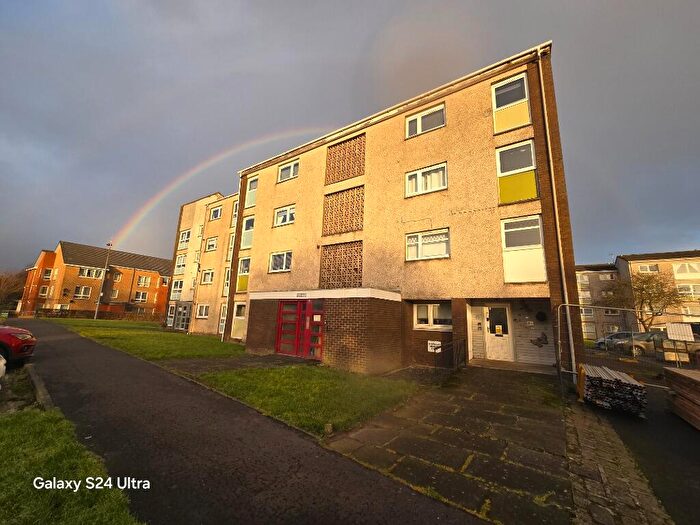 2 Bedroom Flat To Rent In George Court, Hamilton, ML3