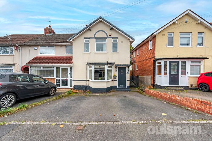 3 Bedroom End Terrace House For Sale In Sir Hiltons Road, West Heath, Birmingham, B31