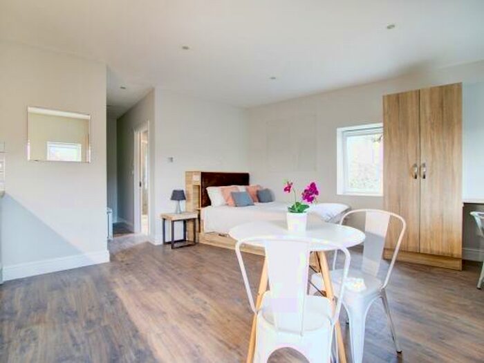 Studio To Rent In Peel Street, Nottingham, NG1